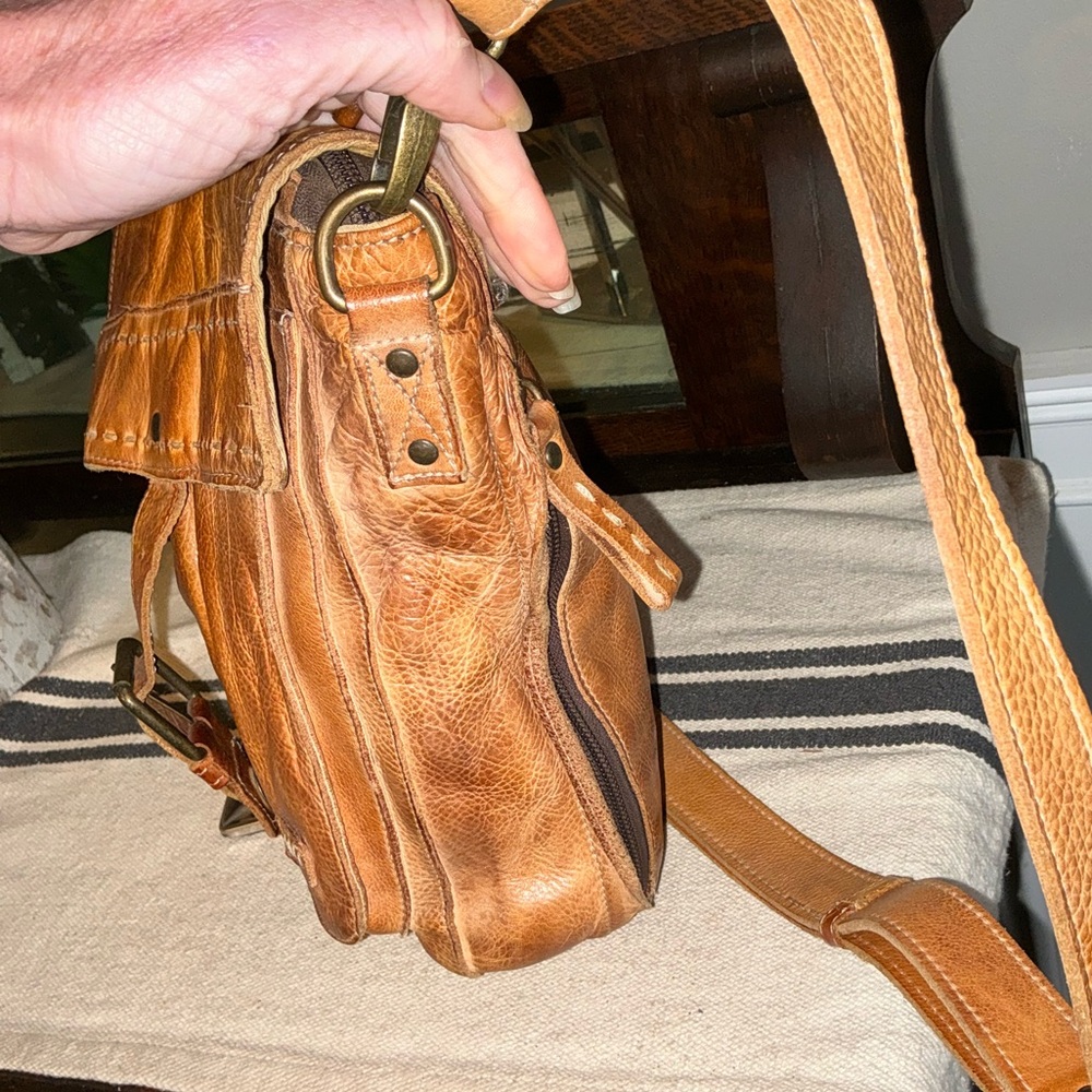 Bed Stu Leather AINHOA Crossbody Bag LTC CAFE LATTE TD Retail $275 - Picture 4 of 13